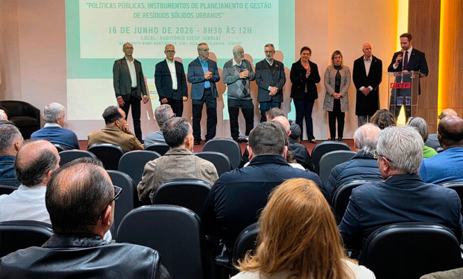 FORCIS envolve especialistas do Estado em debate sobre planejamento e gestão de resíduos sólidos